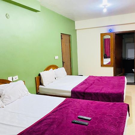 אוטי Hotel Nakshatra מראה חיצוני תמונה