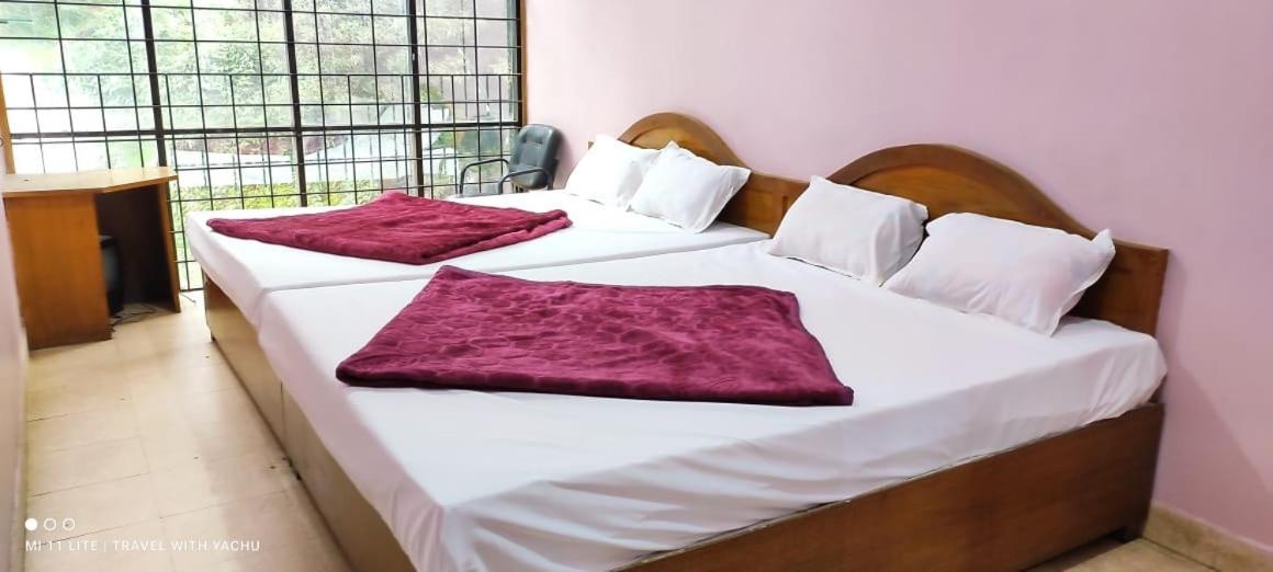 אוטי Hotel Nakshatra מראה חיצוני תמונה