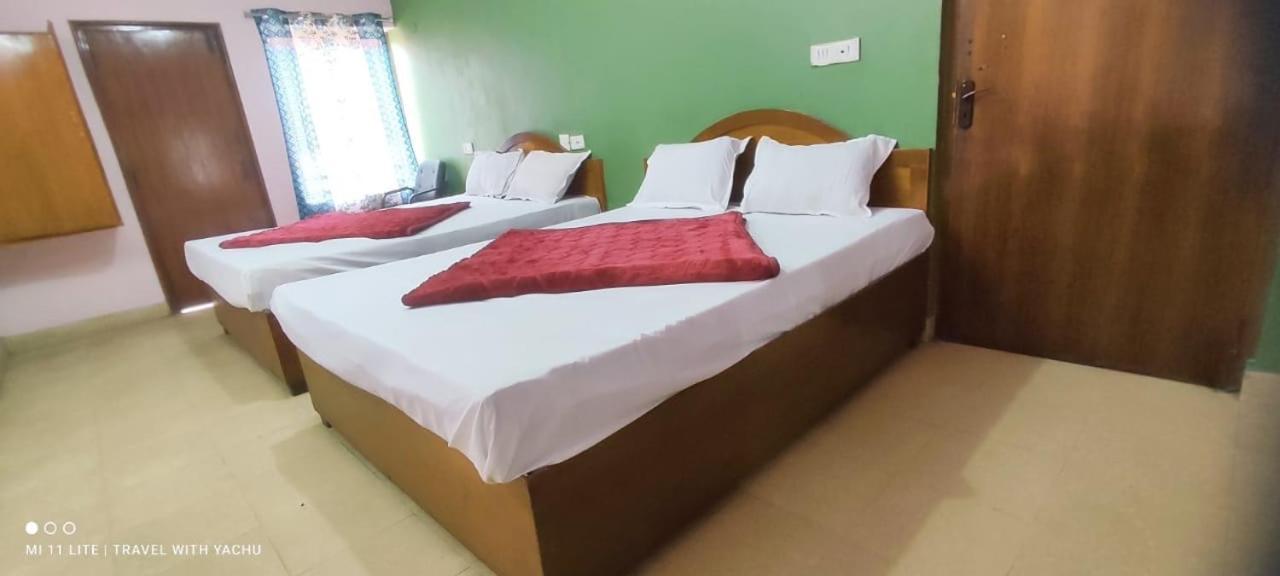 אוטי Hotel Nakshatra מראה חיצוני תמונה