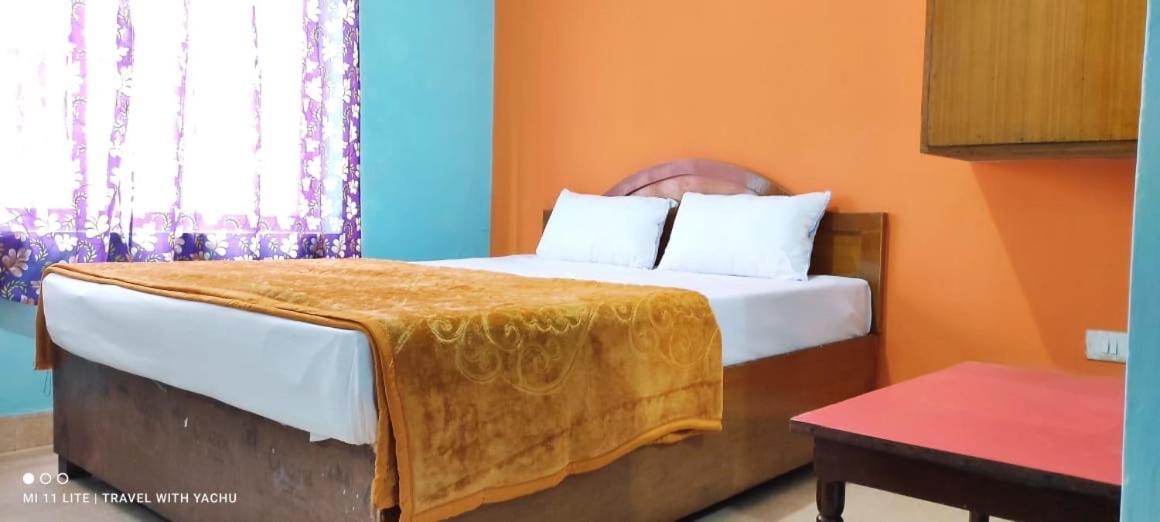 אוטי Hotel Nakshatra מראה חיצוני תמונה