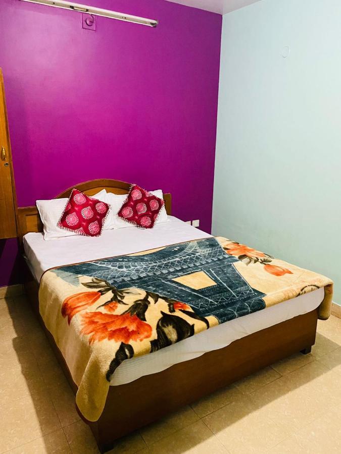 אוטי Hotel Nakshatra מראה חיצוני תמונה