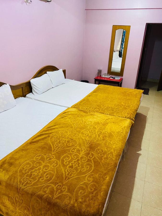 אוטי Hotel Nakshatra מראה חיצוני תמונה