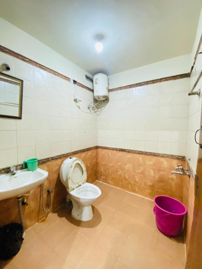 אוטי Hotel Nakshatra מראה חיצוני תמונה