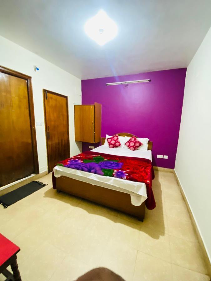 אוטי Hotel Nakshatra מראה חיצוני תמונה