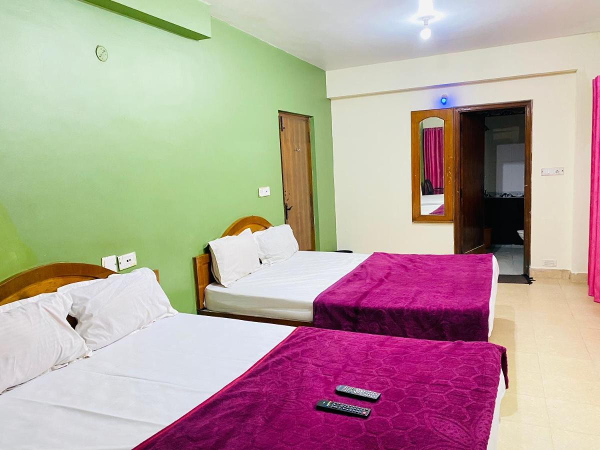 אוטי Hotel Nakshatra מראה חיצוני תמונה