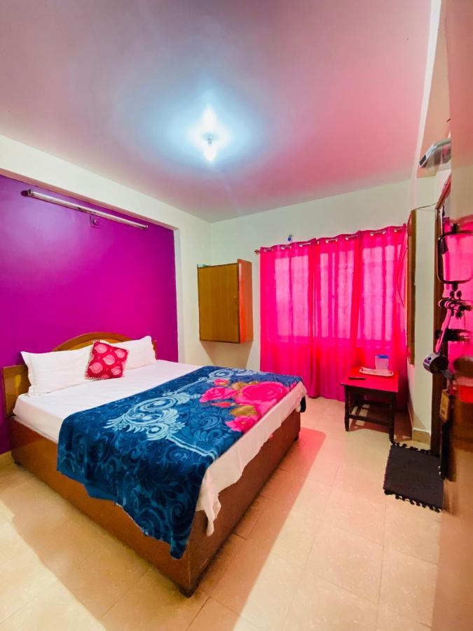 אוטי Hotel Nakshatra מראה חיצוני תמונה