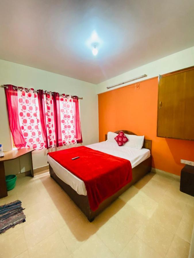 אוטי Hotel Nakshatra מראה חיצוני תמונה